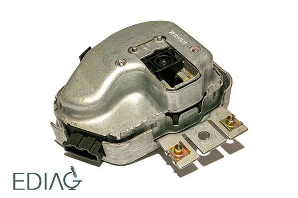 Audi A6 Q7 Rattilukon korjaus 00288 - Steering Column Lock Actuator (N360)
